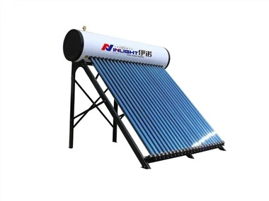 Máy nước nóng mặt trời trên sân thượng